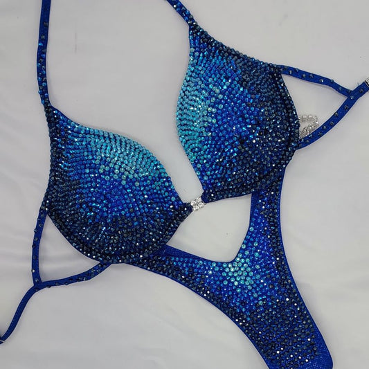 LUNA OMBRE ULTRA  Figure Cuts